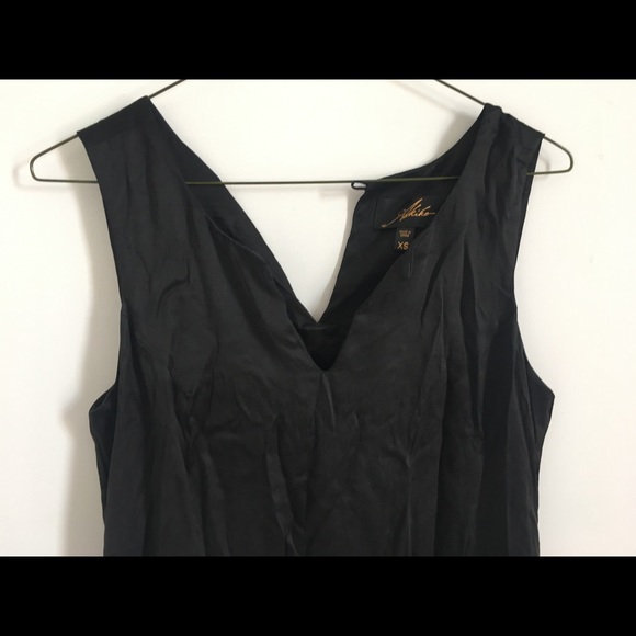 Top - Picture 2 of 3